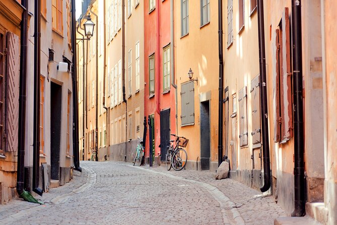 1.5-hour Stockholm Old Town Walking Tour - Why this 1.5-hour Gamla Stan walk is such a smart use of time