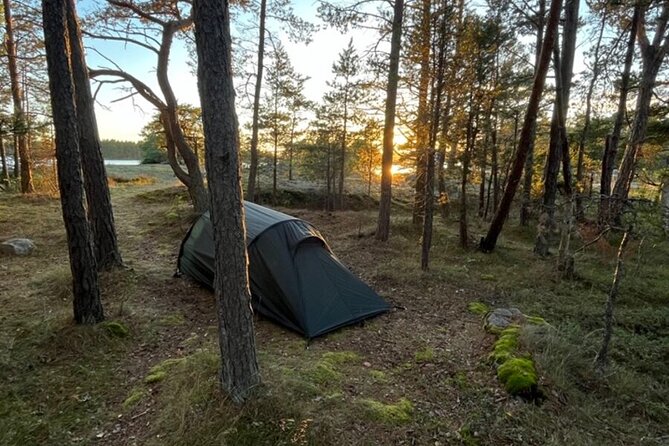 2-Day Kayak Tour in the Stockholm Archipelago - Lunch Landing: Swim, Stretch, and Eat Over Fire