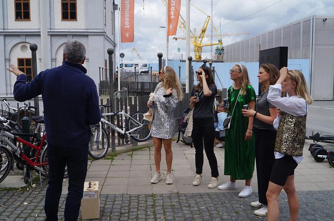 2 Hour Escape Room City Walk and History Experience in Stockholm - Duration, Pacing, and How Much Walking You Should Expect