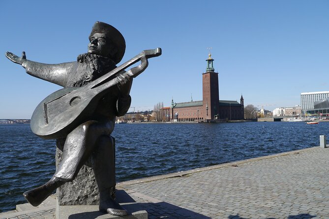 3-Hour Private Walking Tour in Stockholm - Stortorget Square: start with the color and scale of Old Town