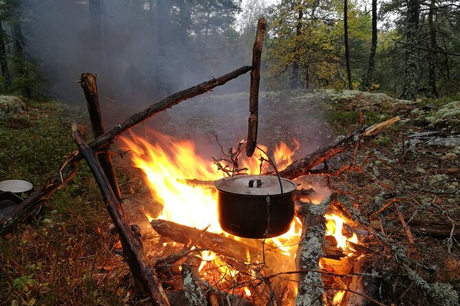 4-Day Small-Group Intermediate Survival Course in Södermanland - Food on course: included meals and wilderness cooking expectations