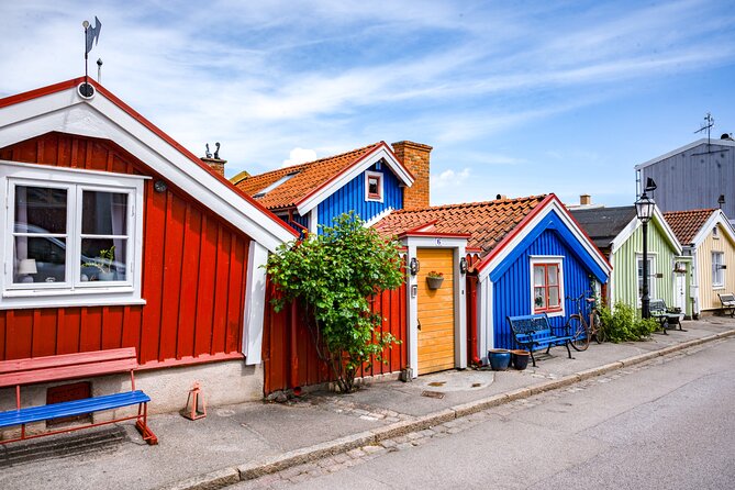 6 Islands History Walking Tour in Karlskrona - The Kind of Guide You Want: Conversation, Language Flexibility, Personal Touch