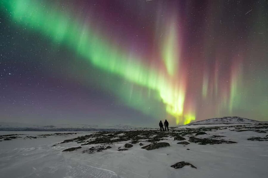 Abisko: Aurora Car Chasing Tour with Photographer - Why Abisko Aurora car chasing feels smarter than self-driving