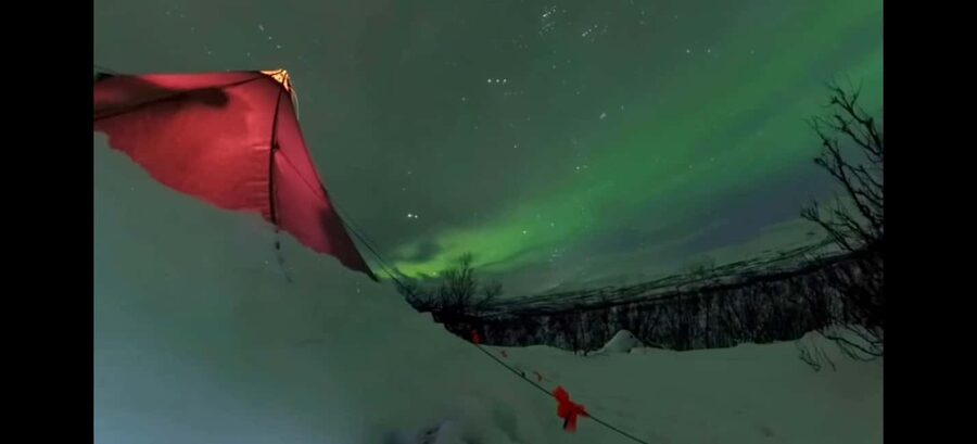 Abisko: Northern Lights Hike with Husky Puppies - Abisko at Night: The Best Kind of Winter Excuse