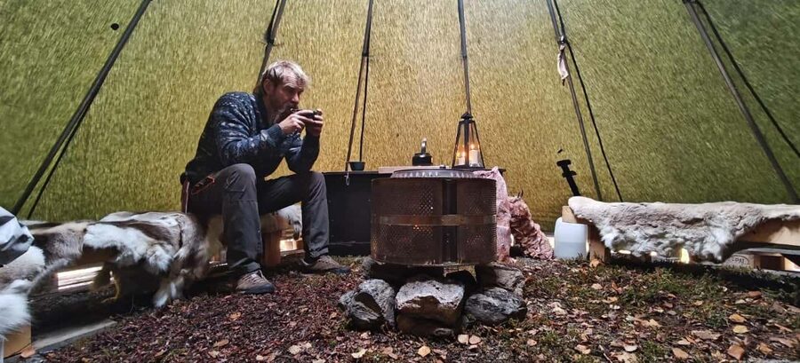 Abisko: Northern Lights Hike with Husky Puppies - Northern Lights in Abisko: What You Should Expect, Realistically