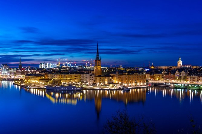Airport Transfer: Airport ARN to Stockholm by Luxury Van - What You Should Prepare Before Booking
