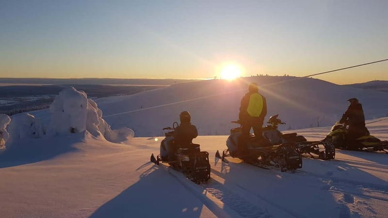 Arvidsjaur: 2-hour snowmobile tour in Swedish Lapland - From Hotel Pickup To Guided Riding: The 2-Hour Flow