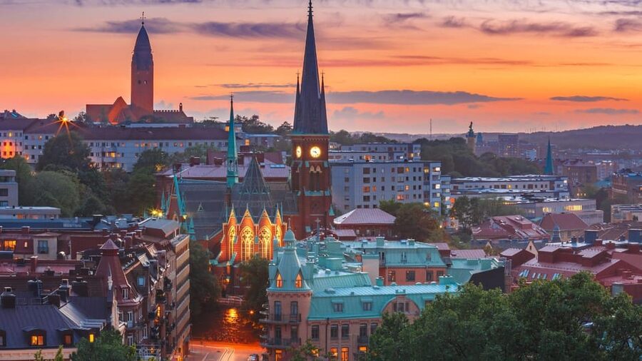 Best of Gothenburg: Private Walking Tour with a Local - Starting at Kungsportsplatsen, then walking at a local tempo