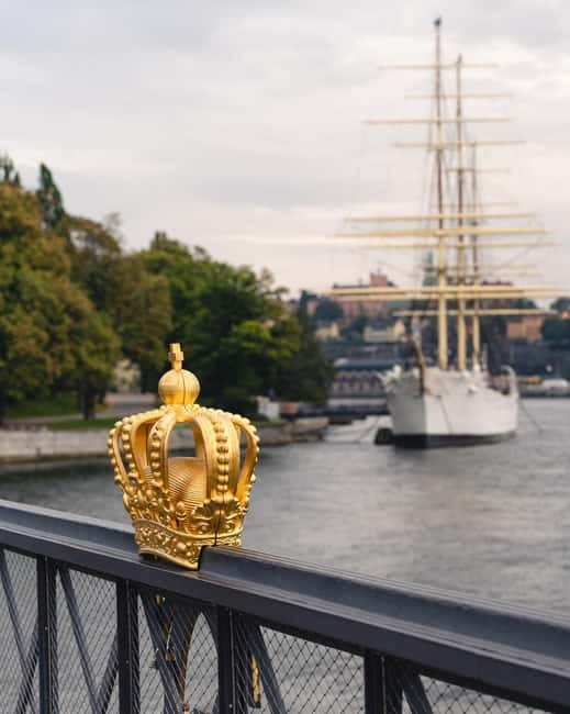 Best of Stockholm Walking Tour-3 Hours, Small Group max 10 - Gamla stan and the medieval center, where orientation becomes real