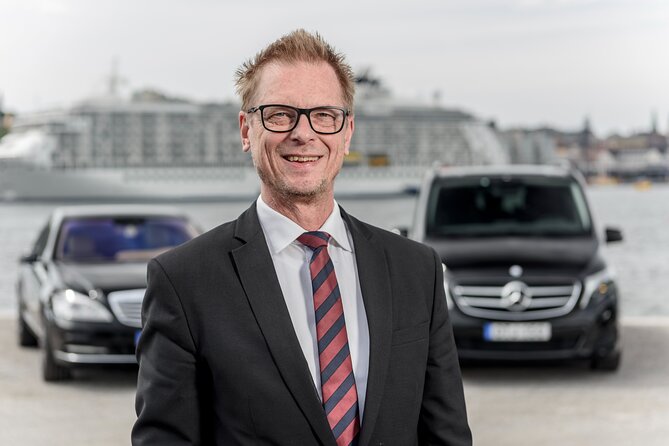 Cruise port VIP Transfer : Cruise port to Arlanda Airport 1-3 passenger - How the VIP Cruise Port Pickup Works in Stockholm