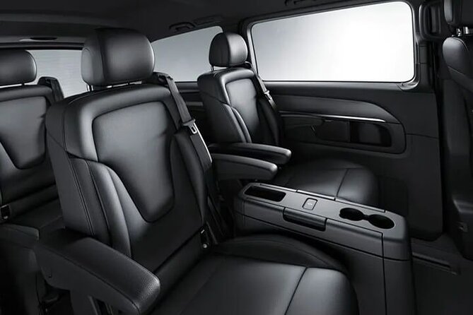 Departure Private Transfer Stockholm City to Stockholm Airport ARN by Luxury Van - The Mercedes V-Class experience and what comfort really means