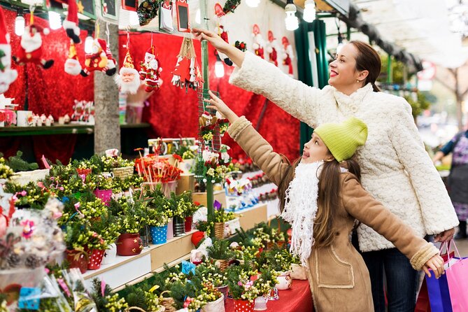 Discover Stockholm's Christmas Market Magic with a Local - Stortorget first: pepparkakor smells and holiday orientation