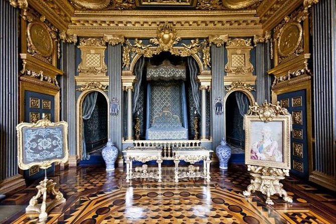 Drottningholm Palace PRIVATE and Royal Chinese Pavilion Visit - The Royal Chinese Pavilion: Swedish Rococo rooms with imported China