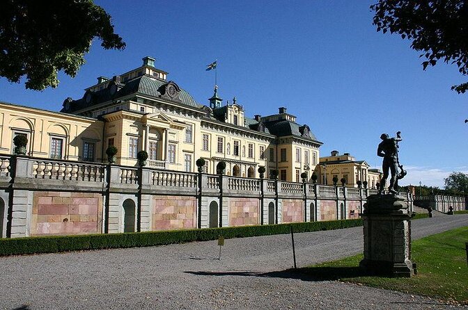 Drottningholm Palace Private Guided Tour - Drottningholm Palace: UNESCO royal architecture from the 1600s