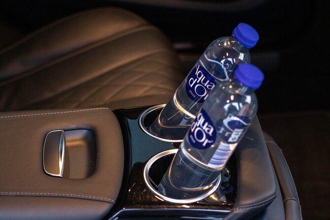 Economy Airport Transfer: From Arlanda Airport To Stockholm City - Families, Strollers, and Small Groups Up to Three