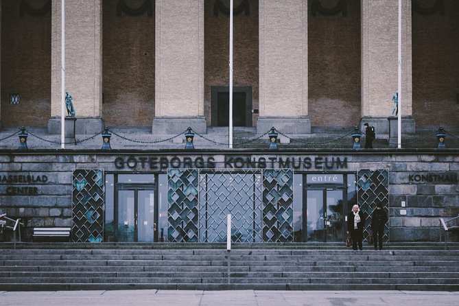 Explore Gothenburg’s Art and Culture with a Local - Meeting at Poseidonstatyn, then getting your bearings fast