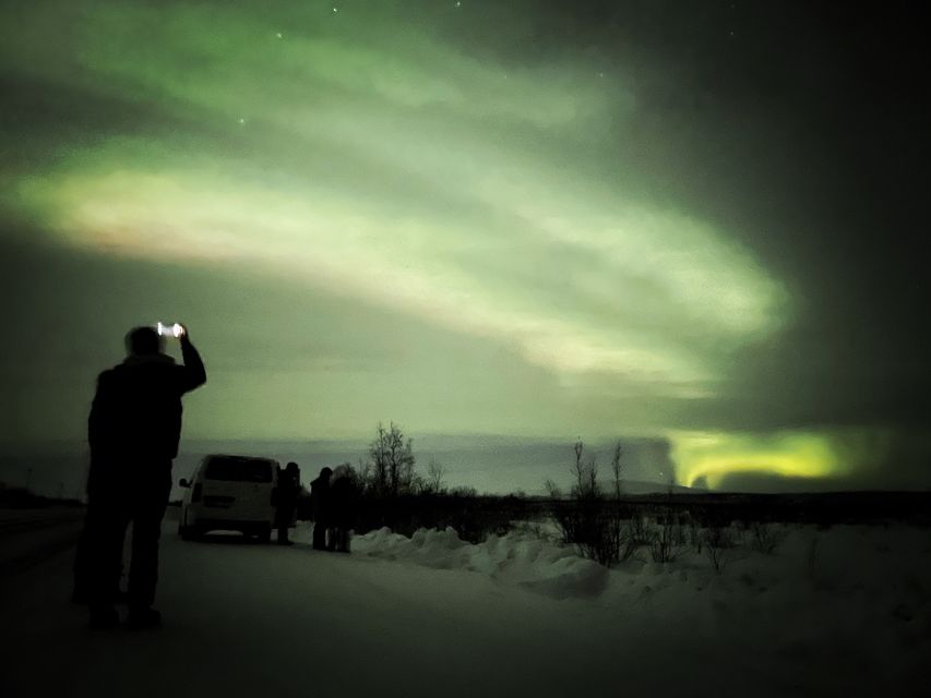 From Kiruna: Abisko National Park Northern Lights Tour - Small group max 8: why it changes the vibe