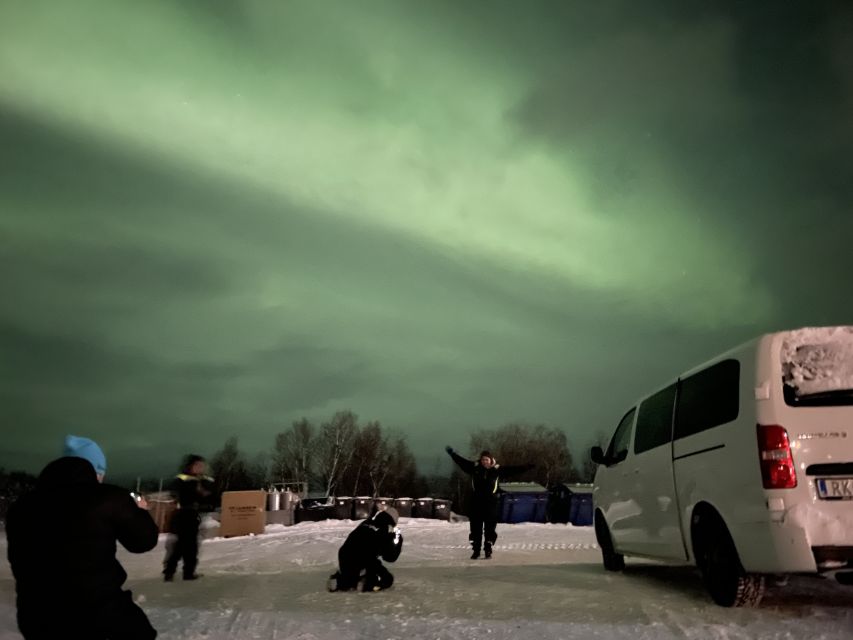 From Kiruna: Abisko National Park Northern Lights Tour - Aurora viewing stops: what to do at each pause