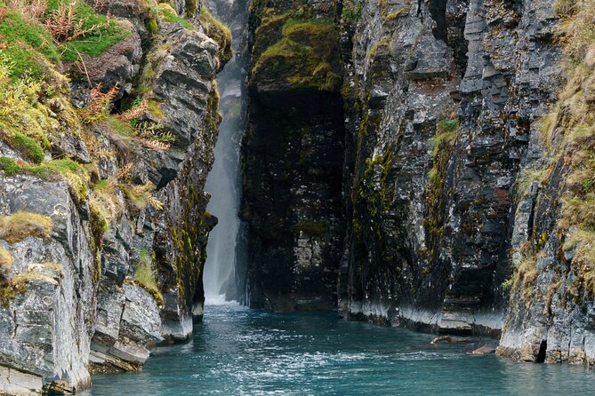 From Kiruna: Explore Abisko by Day - Pace, group size, and physical fit for snowy conditions