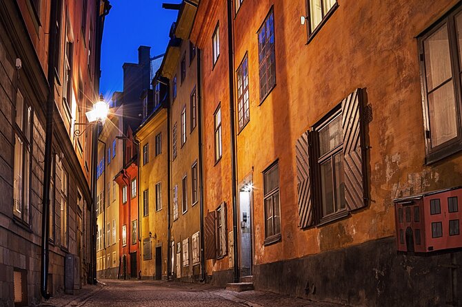 Ghosts of Stockholm: A Guided Tour of Horror and Dark Folklore - Kungsträdgården: a calm park with an execution-site secret
