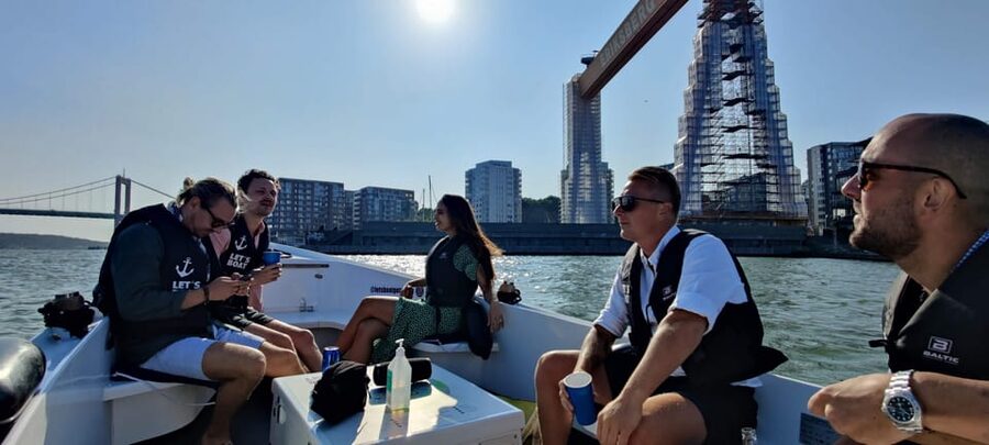 Gothenburg city center: Electric selfdrive boat tour - Why Gothenburg canals are perfect for a self-drive electric boat