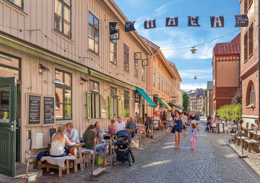 Gothenburg: Haga Old Town Walking Tour - Entering Haga Nygata, Where Old Houses Still Do the Talking