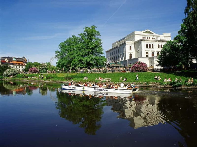 Gothenburg: Hop-On Hop-Off 24-Hour Sightseeing Boat - Key things to know before you board