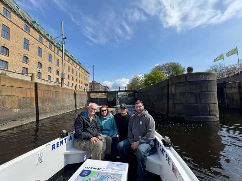 Gothenburg: Private Göta Älv Boat Tour with Pickup - Price and Value: Is $110 Worth Your Time?