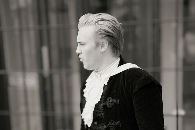 Guided Ghost Tours with Actors From Stockholm - What this ghost tour feels like in Stockholm Old Town
