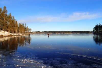 Introduction to Ice Skating on Natural Ice in Stockholm