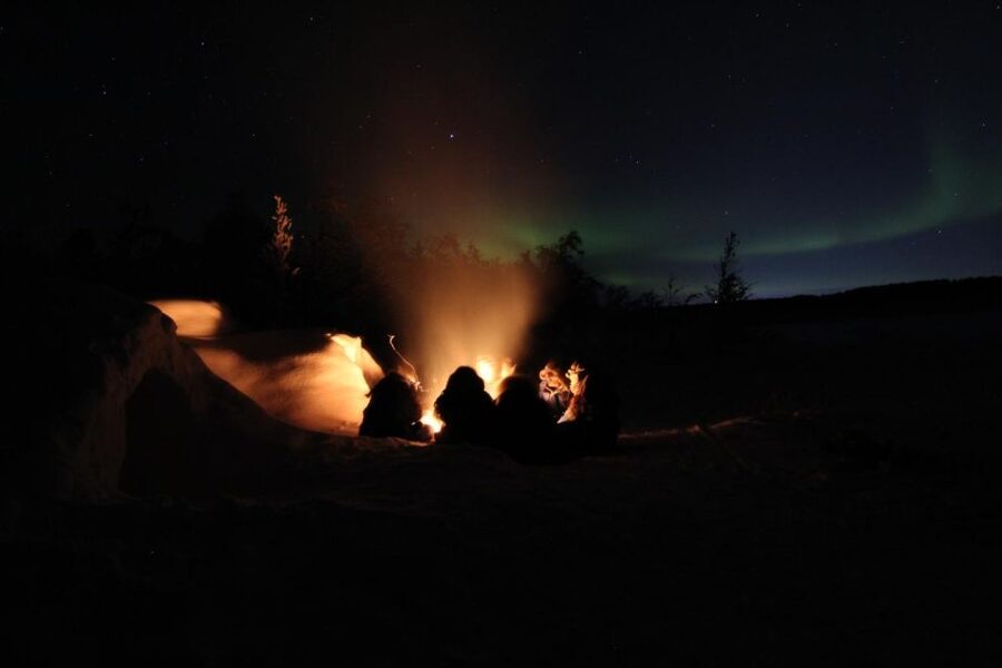 Kiruna: Build your own igloo overnight Tour - Getting to the camp: pickup, van ride, and the shift into winter mode