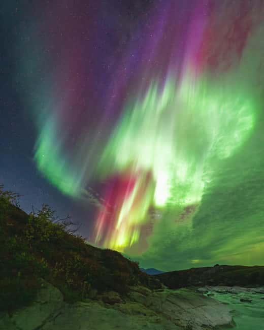Kiruna: Sami-Inspired BBQ Dinner with Northern Lights Chase - When the aurora cooperates, you get real photo time