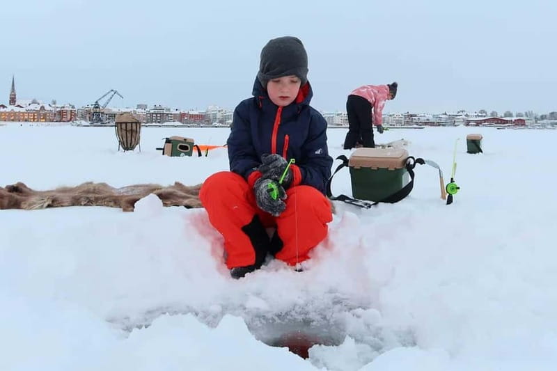 Lulea: Ice Fishing Tour in the heart of the city with Guide - Out onto the frozen sea near Luleå’s ice track