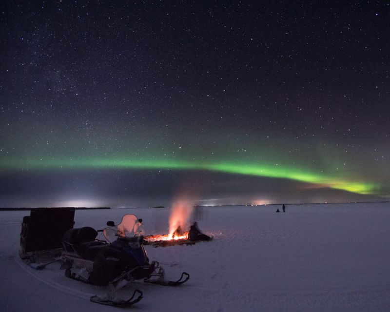Luleå : Northern Lights Tour on a Snowmobile drawn Sled - How the 2-hour northern lights search works out on the frozen sea