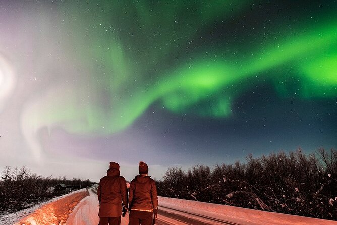 Magical Northern Lights Photography Tour Kiruna - Hot Drinks and Warm Breaks Between Stops