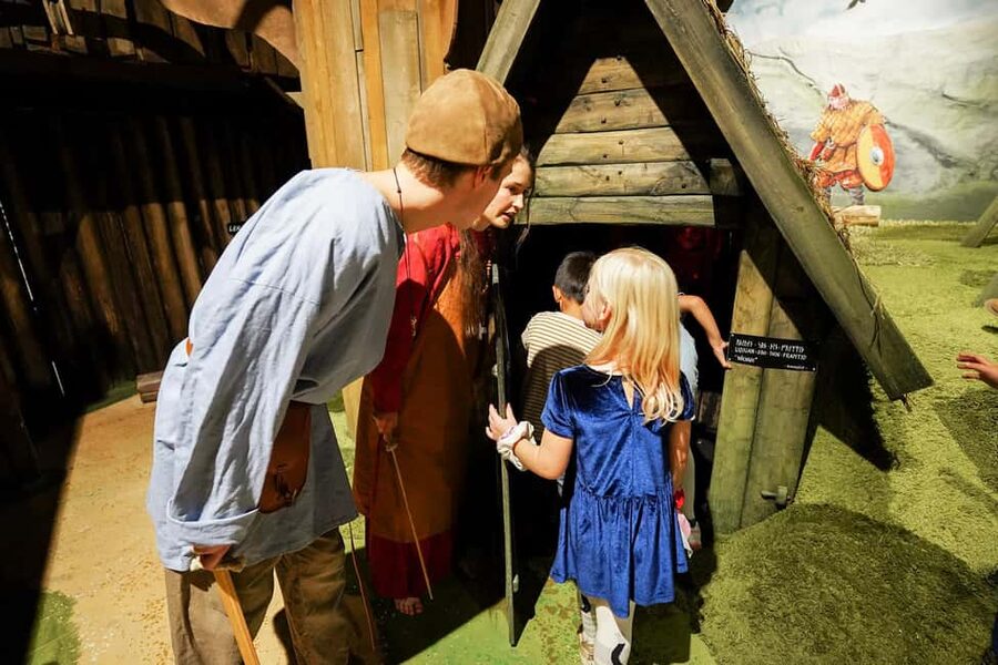 Malmö: Funnys Äventyr - Play Areas, Kids’ Theater & Carousel - Should you book Funnys Äventyr in Malmö?