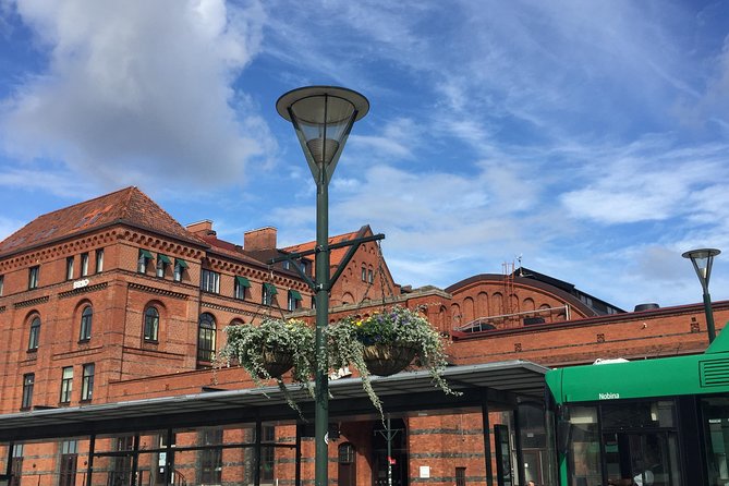 Malmo Walking Tour, 3 hours (small group) - Lilla Torg and Gustav Adolfs Torg: squares with a storyline