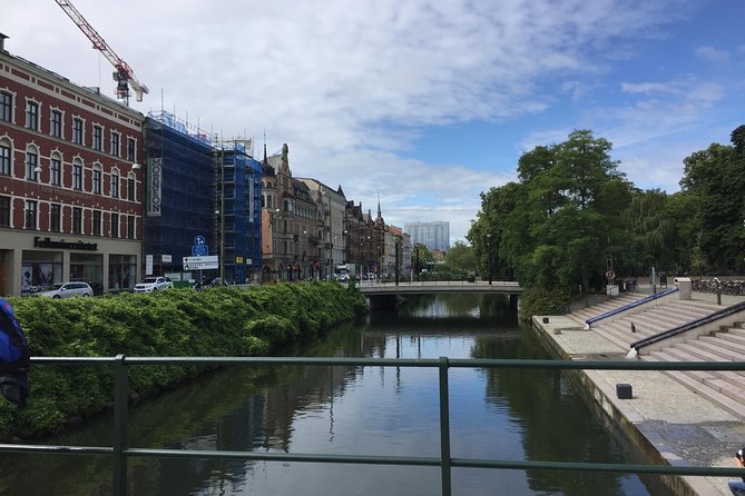 Malmo Walking Tour, 3 hours (small group) - Gamla Kyrkogården, the Library, and Kungsparken breaks