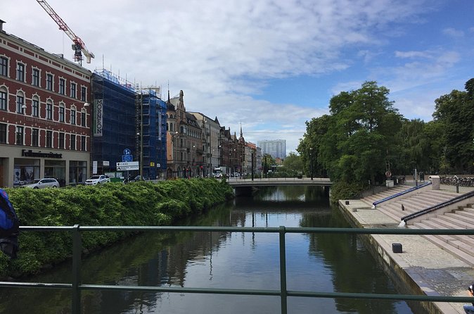 Malmo Walking Tour, 3 hours (small group) - Malmohus Castle to Västra hamnen and El Torso
