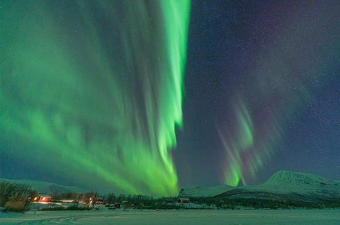 Northern Light Tour with Sami Dinner - Aurora Search With a Sami Photo Guide and a Small Group of 8