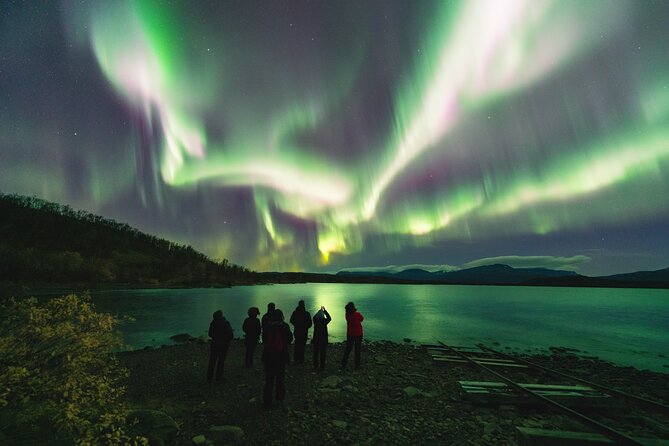 Northern Lights Photo Expedition Dinner Included from Abisko - The 4x4 Van Ride: Getting Away From the Town Lights