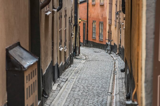 Old Town Gamla Stan Walking Tour from Stockholm - Entering Gamla Stan, not just sightseeing
