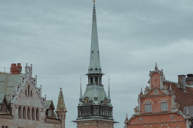 Old Town Gamla Stan Walking Tour from Stockholm - The meeting point details that can make or break your start