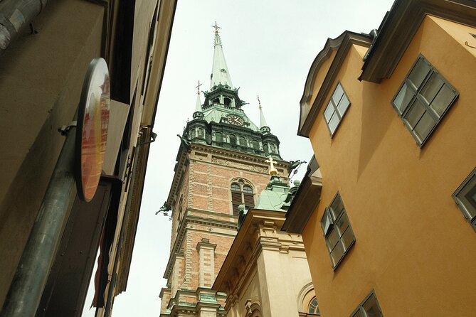 Old Town Self-Guided Tour with interactive challenges - Where to start: Trångsund to the Royal Palace setup
