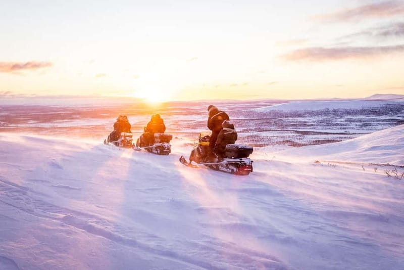 Once-in-a-lifetime Snowmobile Safari to Lapland Viewpoint - The morning flow to Máttaráhkká Northern Light Lodge