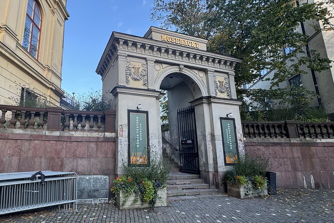 Part 1: The Millennium Trilogy Experience │ 3 Hours - Sankt Paulsgatan: synagogue, tattoo studio, and Mellqvist Cafe breaks