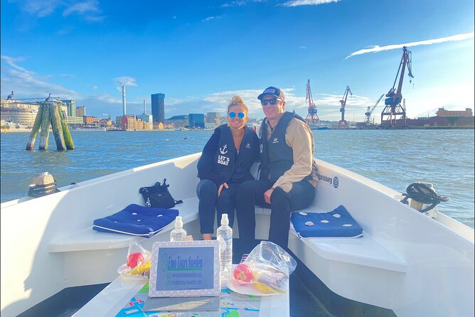 Private Boat Ride in Gothenburg with pickup - Gustav Adolfs Square and the stock market building