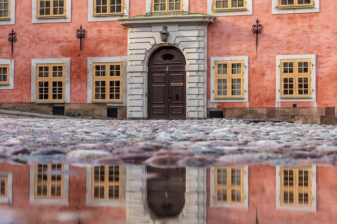Private Golden Hour Photo Walk in Stockholm - The photography lesson part, what you actually walk away using