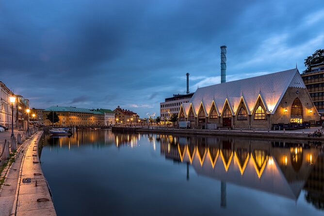 Private Guided Tour in Gothenburg - Feskekörka, the neo-gothic fish market people call the Fish church