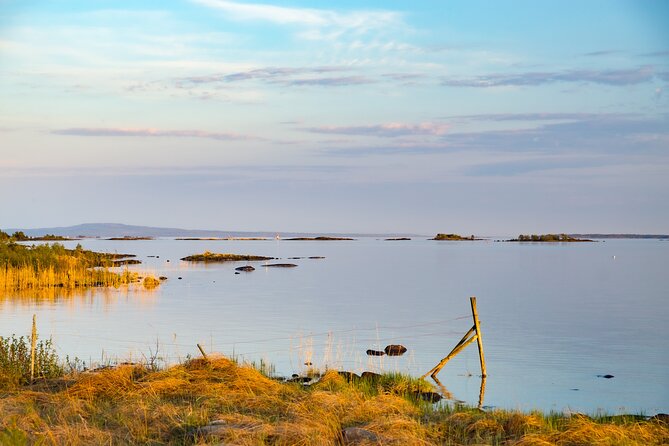 Private Guided Tour on Lake Vänern - Lake Vänern by boat: what makes this inland sea a standout